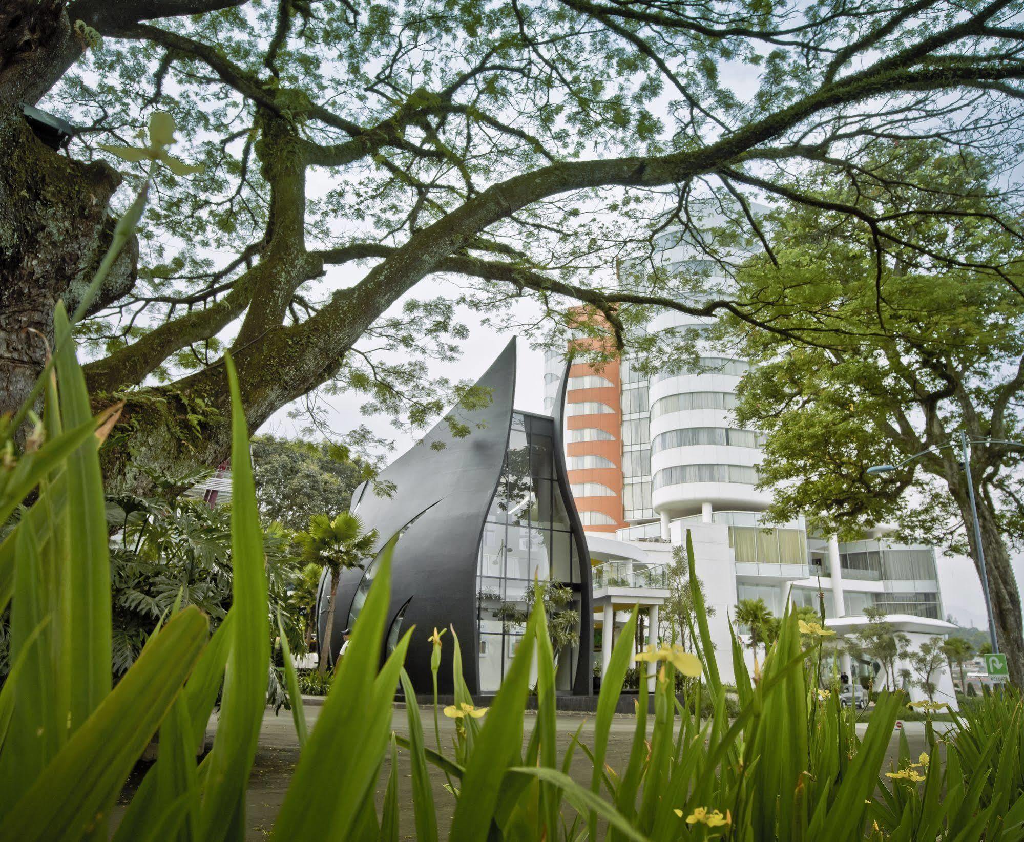 Sensa Hotel Bandung Ngoại thất bức ảnh